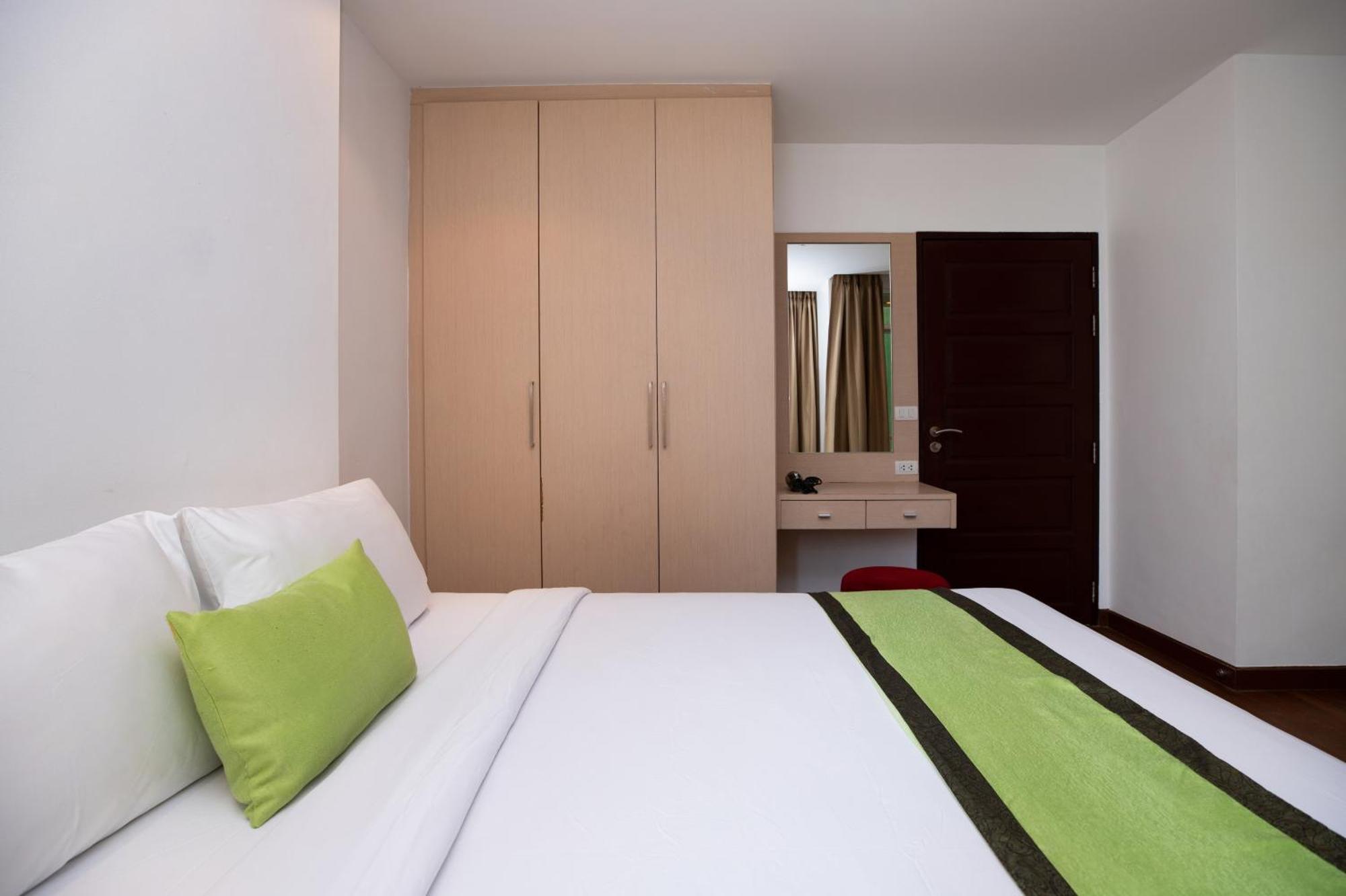 Khách sạn hẻo lánh Icheck Residences 4*